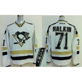 Pittsburgh Penguins #71 Evgeni Malkin White 2014 Stadium Series Autographed Stitched NHL Jersey